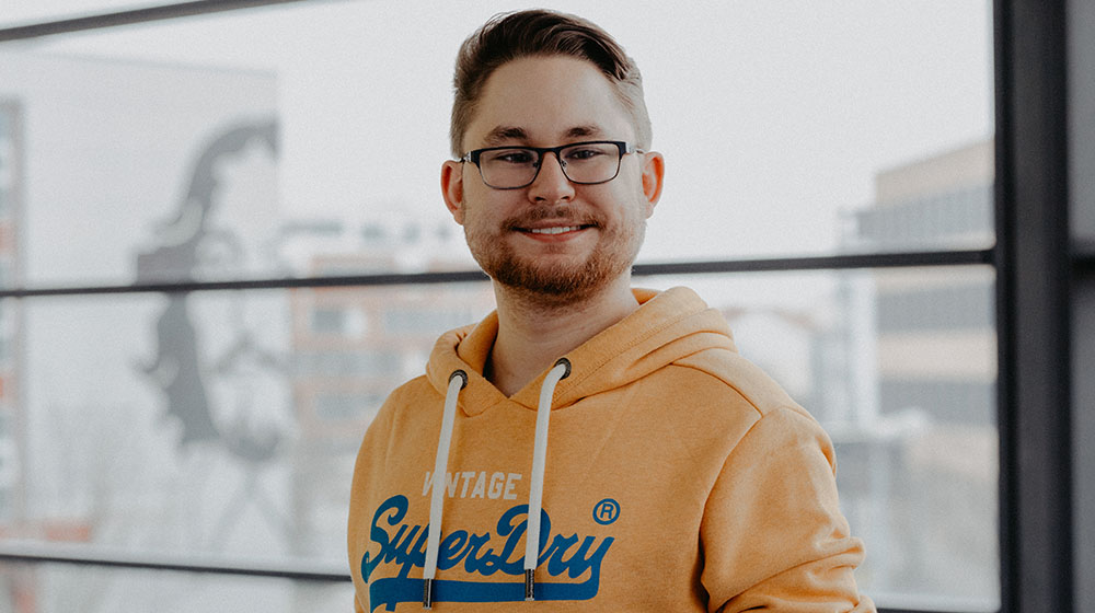 Alex ist einer der Studierenden, die sich bei