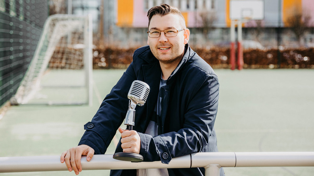 Marcel Heße hat sich nach seinem BWL-Studium mit seinem Start-Up mycrocast selbstständig gemacht.