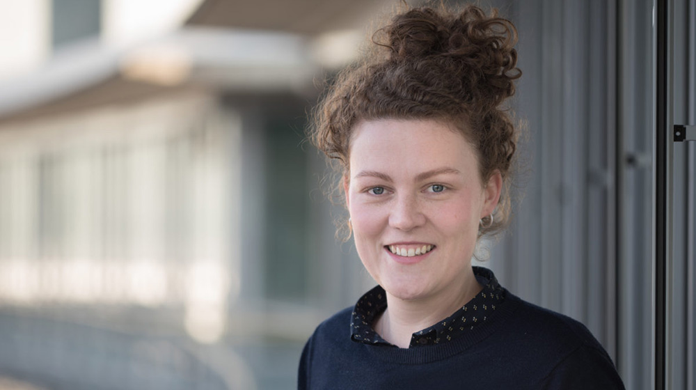 Anne-Marie Kriegel hat ihre Leidenschaft für das Radio während ihres Germanistik-Studiums an der Uni Magdeburg entdeckt.