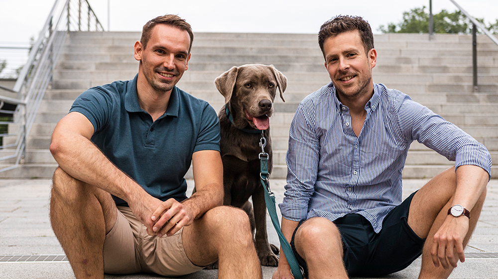 Christian und Tim von Soundreflection mit Hund Piet
