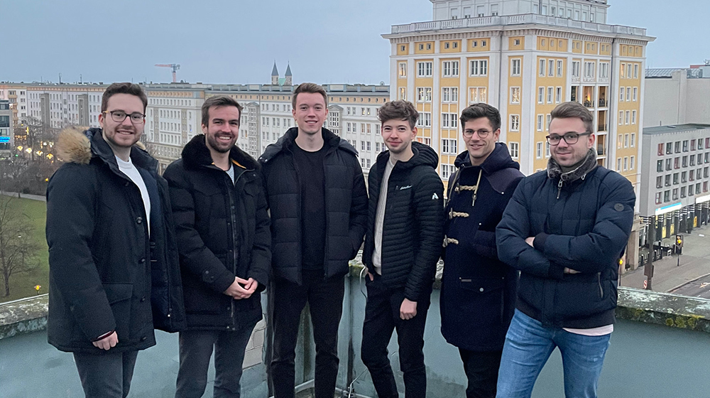 Das Team des Start-ups Findus: Max Löhrer, Lars Kellner, Jannis Baur, Joshua Hauth, Sebastian Ries, Hannes Feuersenger (v.l.n.r.) (Foto: privat)