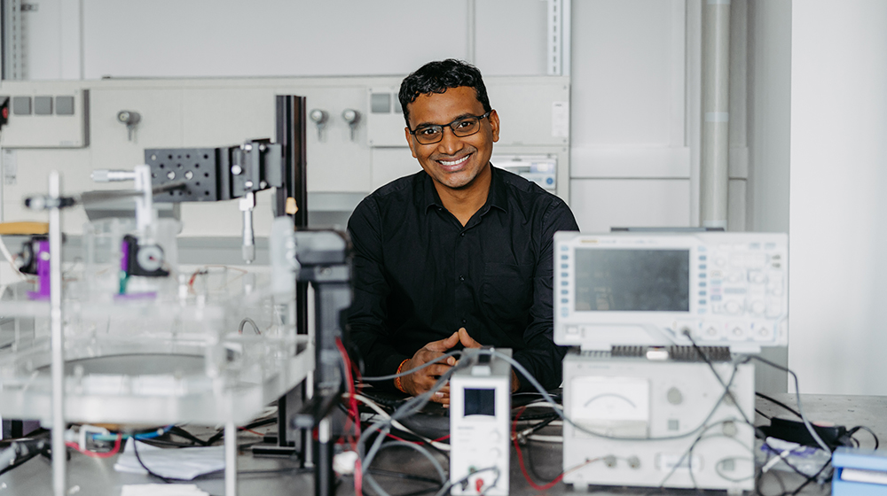 Dr. Ashoke Raman (Foto: Jana Dünnhaupt / Uni Magdeburg)