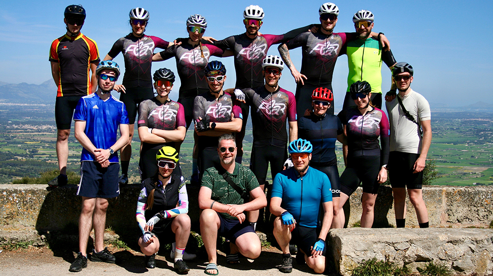 Group photo of FlaR Racing on Mallorca (c) Tim Maihold