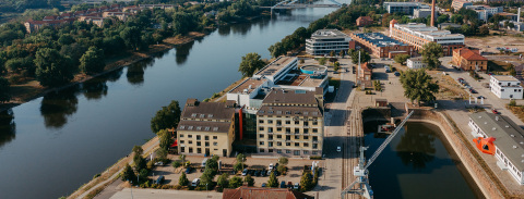 Drohnenaufnahme vom Wissenschaftshafen (c) Jana Dünnhaupt Uni Magdeburg
