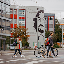 /onlinemagazin_media/Entwicklung+Version+2/Campus+Welcome+Center-height-220-width-220.jpg